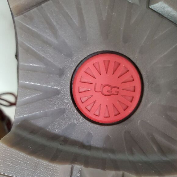 UGG Biltmore Hiker Men's Boot Oak Size 12 Waterproof Leather NIB - Picture 11 of 12